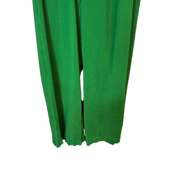2/$30 NWT PrettyLittleThing Size 6 Green Pleated Trousers Polyester - Picture 8 of 16
